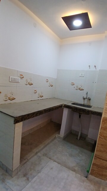 Kitchen in 3 BHK Builder Floor at Batla House – for Sale