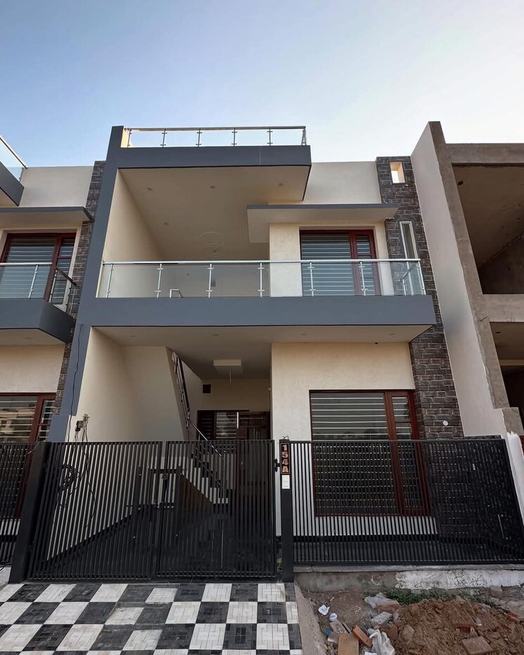 Exterior View, mgc-p-p-estate  140 Sq.Yd. Plot In Nagla Kirani Greater Noida 8034273