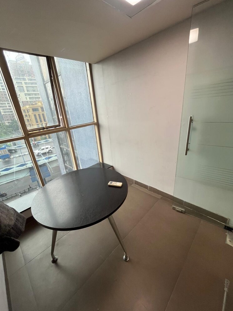 Team Area, sunflower-garden Commercial Office Space 1130 Sq.Ft. In Topsia Kolkata 8034275