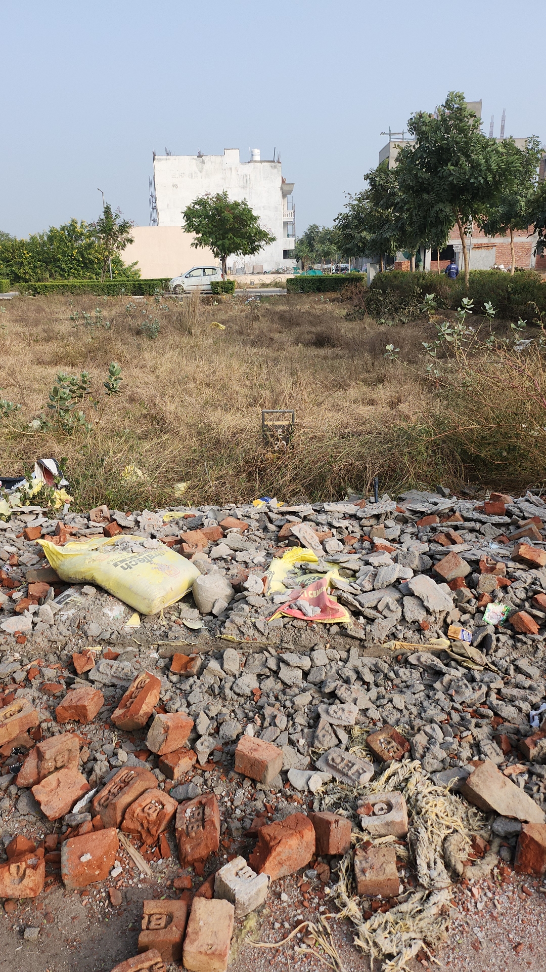 Plot For Sale in Amolik Aster Woods