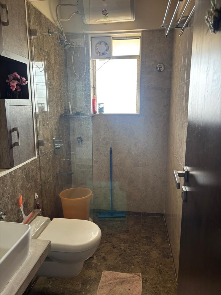 Bathroom, romell-diva 2 Bedroom 1170 Sq.Ft. Apartment In Malad West Mumbai 8034304