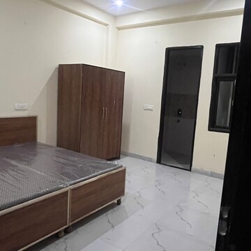 Room in  Pg at Sector 69 – for Rent
