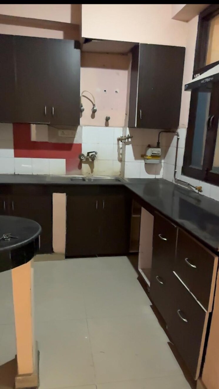 Kitchen, shakti khand 3 Bedroom 1545 Sq.Ft. Apartment In Shakti Khand Ghaziabad 8034369