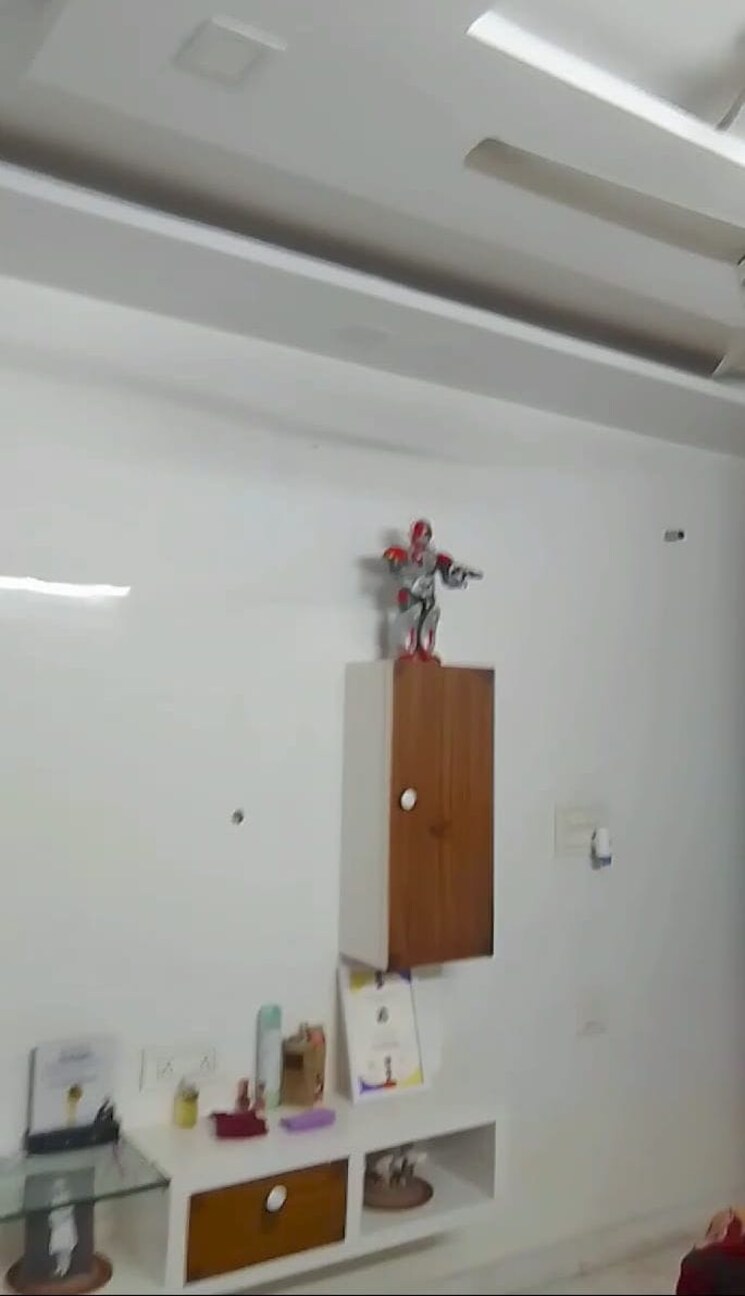 undefined, shakurpur 3 Bedroom 125 Sq.Yd. Independent House In Shakurpur Delhi 8034412