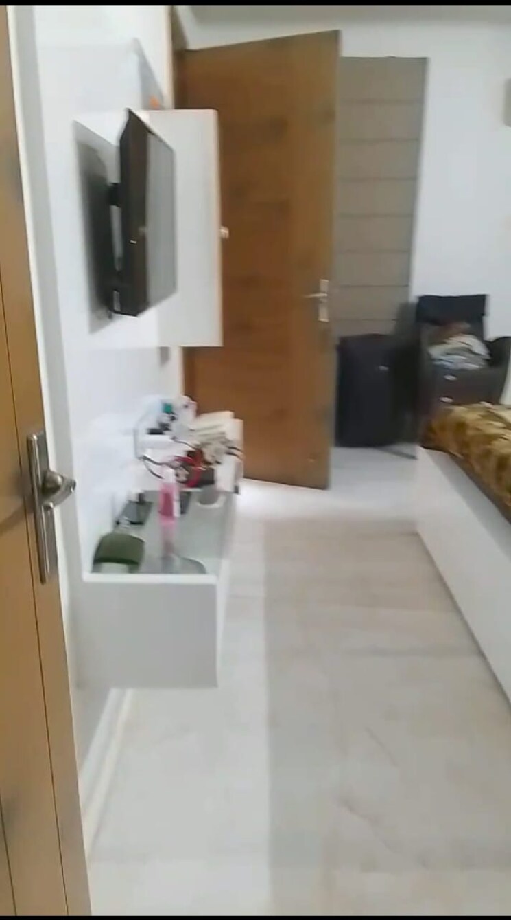 Kitchen, shakurpur 3 Bedroom 125 Sq.Yd. Independent House In Shakurpur Delhi 8034412