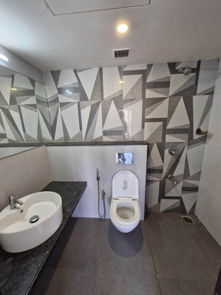 Master Bedroom, lodha-casa-viva 2 Bedroom 677 Sq.Ft. Apartment In Majiwada Thane 8034425