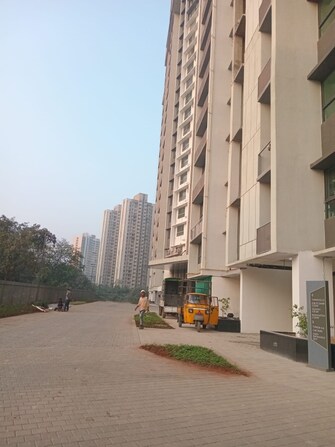 2 BHK Apartment For Rent in Kalpataru Immensa Kolshet Road Thane  8034428