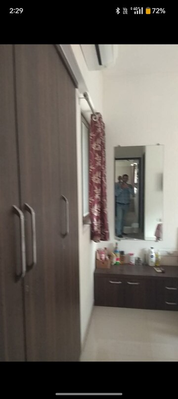 Furnished Amenities in 1.5 BHK Apartment at Lodha Splendora, Ghodbunder Road – for Rent