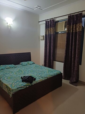 Master Bedroom in 3 BHK Builder Floor at SS Mayfield Gardens, Sector 51 – for Rent