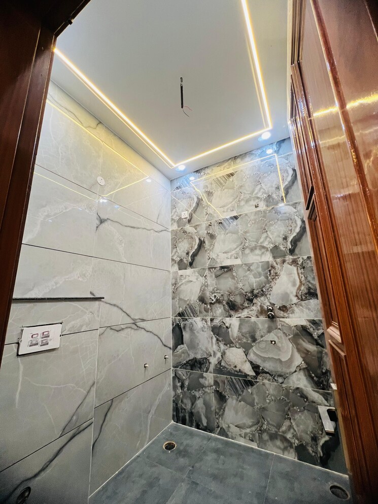 Balcony, sunny enclave 5 Bedroom 150 Sq.Yd. Independent House In Sunny Enclave Mohali 8034510