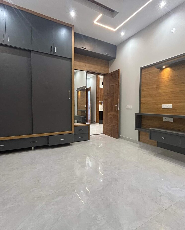 Room, sunny enclave 4 Bedroom 145 Sq.Yd. Independent House In Sunny Enclave Mohali 8034515