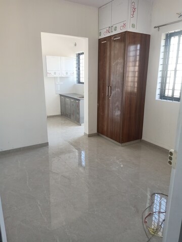 Room in 1 BHK Apartment at Murugesh Palya – for Rent