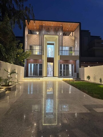 5 BHK Villa – Exterior View View at Sunny Enclave - for Sale