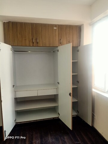 Furnished Amenities in 2 BHK Apartment at Mahagun Moderne, Sector 78 – for Rent