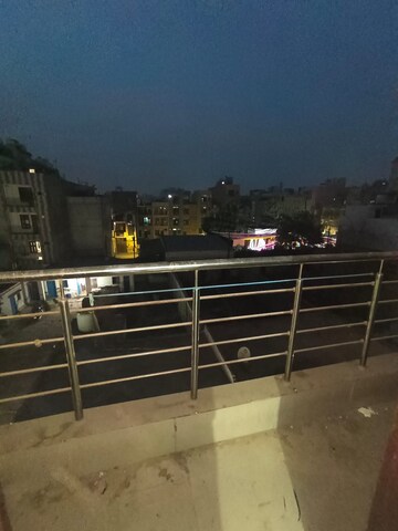 Master Bedroom in 2 BHK Builder Floor at Nawada – for Rent