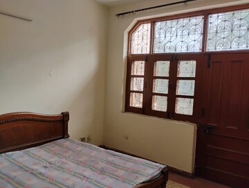 2 BHK Builder Floor For Rent in RWA Apartments Sector 40, Sector 40
