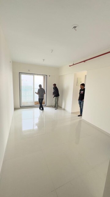 Room in 2 BHK Apartment at Ashar Axis, Majiwada – for Rent