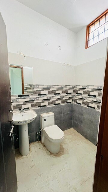Kitchen in 2 BHK Builder Floor at Indra Nagar Colony – for Rent
