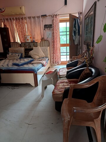 Living Room in 2 BHK Builder Floor at Indra Nagar Colony – for Rent