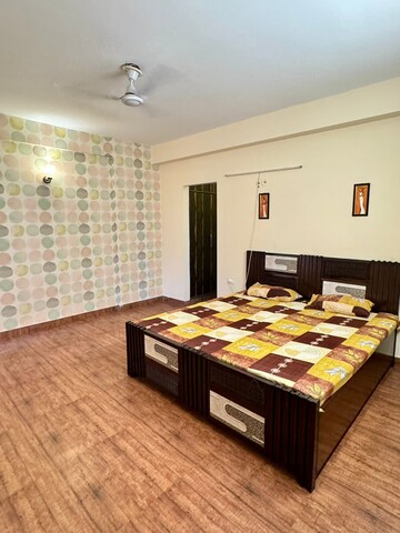 Bedroom in 3 BHK Apartment at Malsi – for Rent
