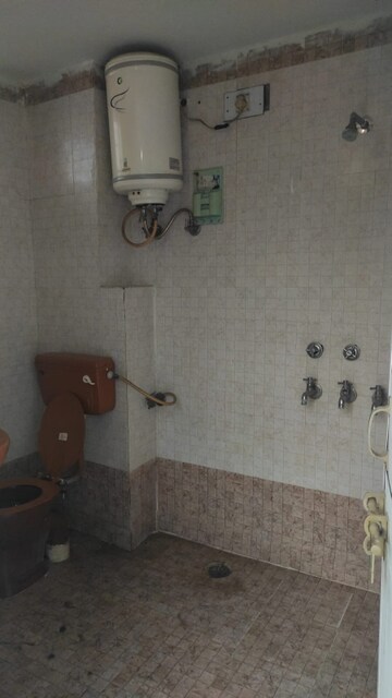 1 BHK Villa For Rent in Aliganj