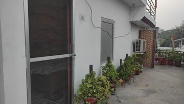 Balcony in 1 BHK Villa at Aliganj – for Rent