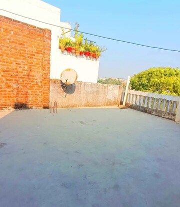 2 BHK Villa – Exterior View View at Jankipuram - for Rent