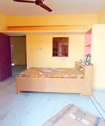 Bedroom in 2 BHK Villa at Jankipuram – for Rent