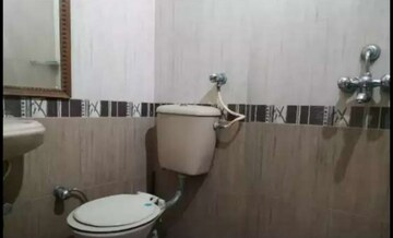 Bathroom in 2 BHK Builder Floor at Sector 22 – for Rent