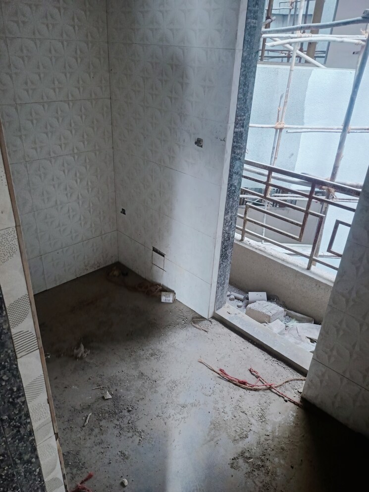 Balcony, sini-square-tower 2 Bedroom 600 Sq.Ft. Apartment In Kasheli Thane 8034803