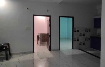 Room in 2 BHK Villa at Jankipuram – for Rent