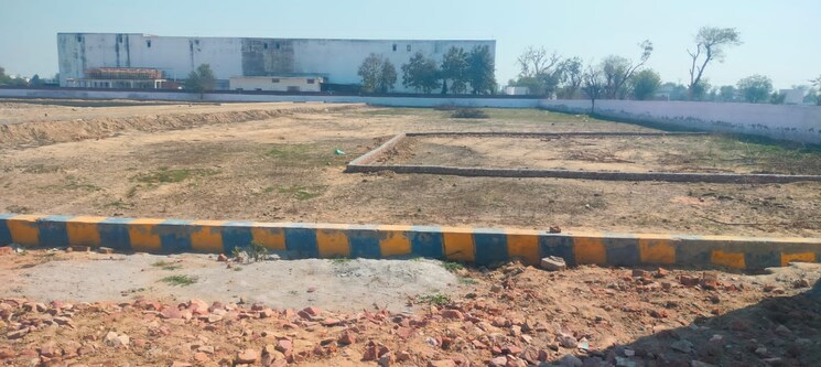 undefined, dhanauli  100 Sq.Yd. Plot In Dhanauli Agra 8034819