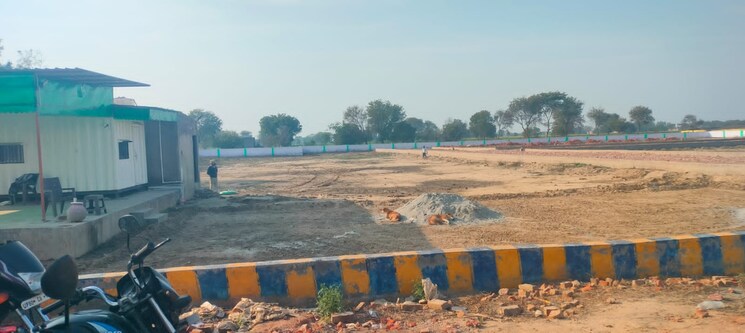 undefined, dhanauli  100 Sq.Yd. Plot In Dhanauli Agra 8034819