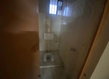Bathroom in 2 BHK Villa at Aliganj – for Rent