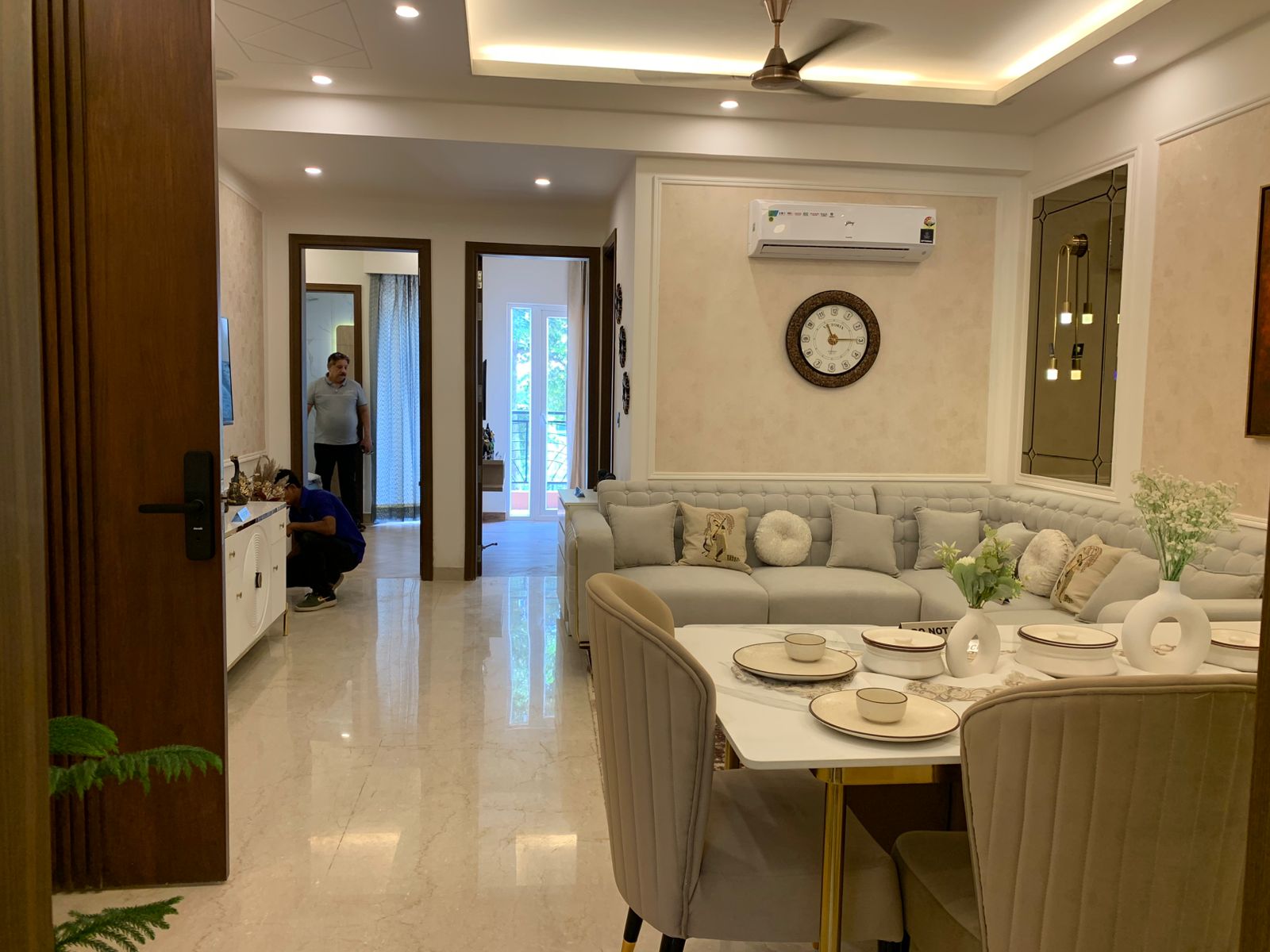 4 BHK + Servant Room 1950 Sq.Ft. Apartment in Terra Elegance