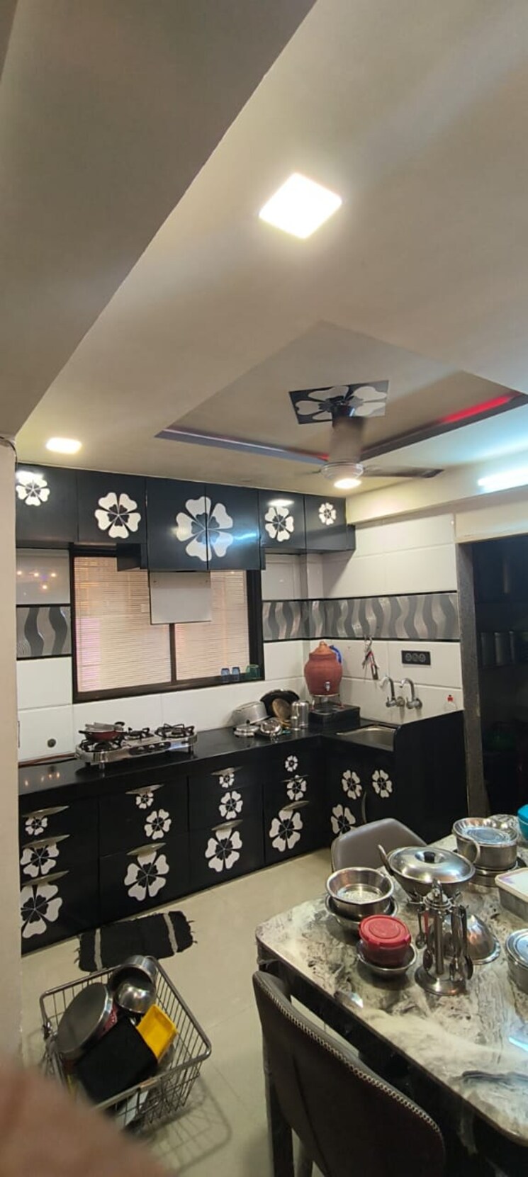 Kitchen, pal 3 Bedroom 1685 Sq.Ft. Apartment In Pal Surat 8035036