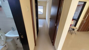  2 BHK Apartment at Benvic Villa, Malad West – for Rent