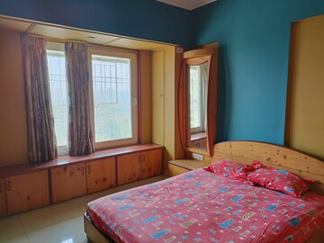 Bedroom in 2 BHK Apartment at Chembur – for Rent