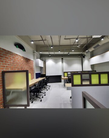  Office Space For Rent in S G Highway