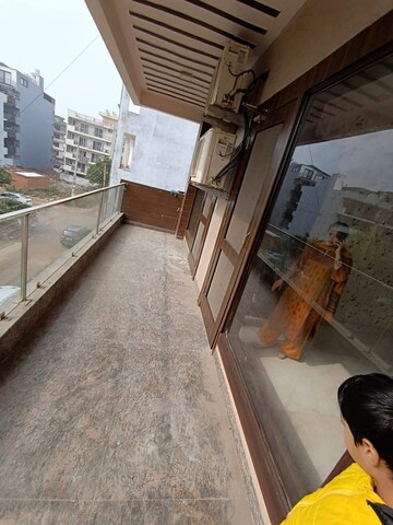 Balcony in 3 BHK Builder Floor at Sector 9 – for Rent