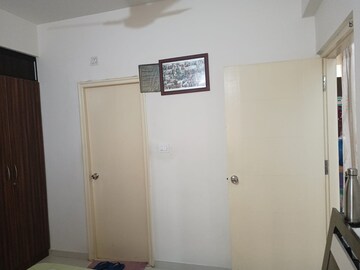 Room in 3 BHK Apartment at Jakkuru – for Sale
