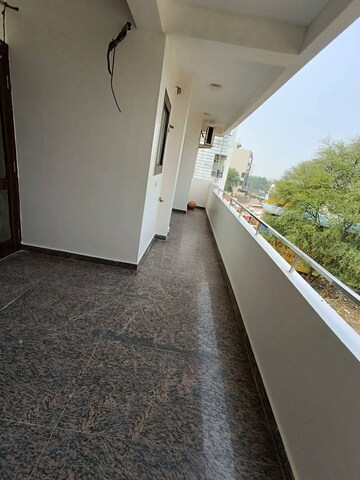 Master Bedroom in 3 BHK Builder Floor at Sector 4 – for Rent