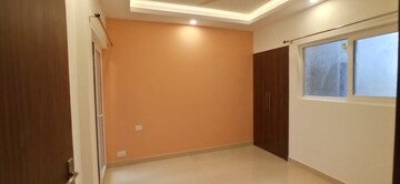 Room in 2.5 BHK Apartment at Ace Divino, Sector 1 Greater Noida – for Rent