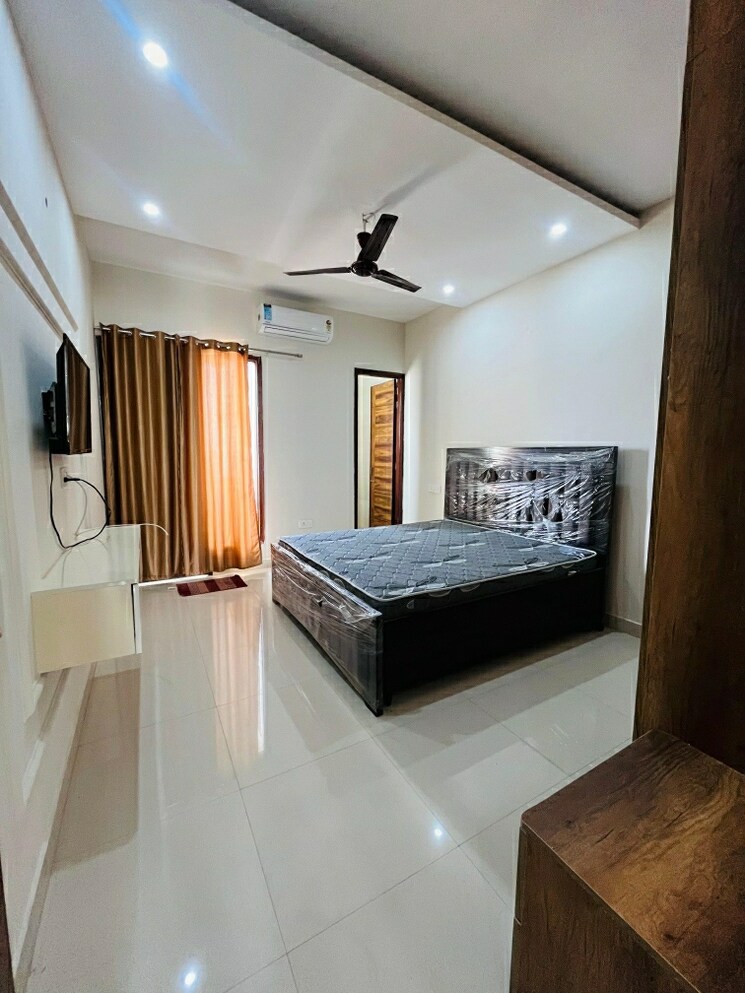 Room, dasmesh nagar 3 Bedroom 1500 Sq.Ft. Builder Floor In Dasmesh Nagar Kharar 8035278