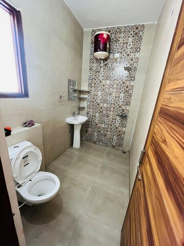 Bathroom in 3 BHK Builder Floor at Dasmesh Nagar – for Sale