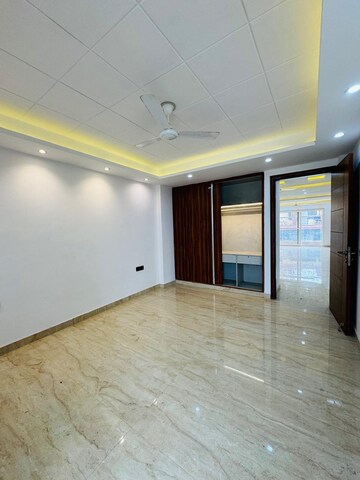 Master Bedroom in 3 BHK Builder Floor at Saket – for Rent