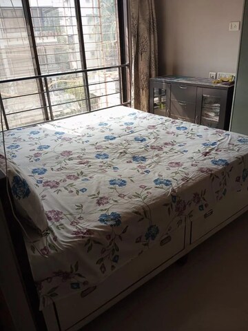Bedroom in 2 BHK Apartment at Sindhi Society, Chembur – for Rent