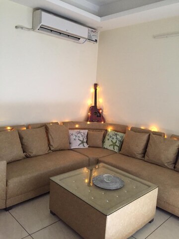 Furnished Amenities in 2.5 BHK Builder Floor at Ansal Plaza Sector-23, Sector 23 – for Rent