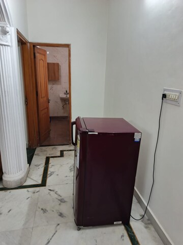 Master Bedroom in 2.5 BHK Builder Floor at Ansal Plaza Sector-23, Sector 23 – for Rent
