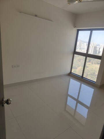 1 BHK Apartment For Rent in Lodha Casa Viva, Majiwada